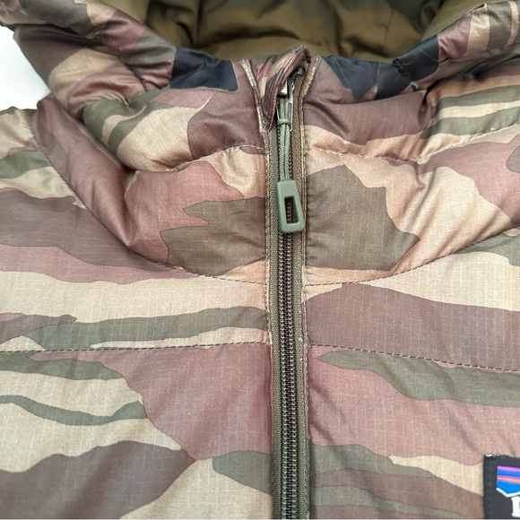 Patagonia Hi Loft Down Hoody Puffer Hooded Jacket RARE Camo Men's Size Small